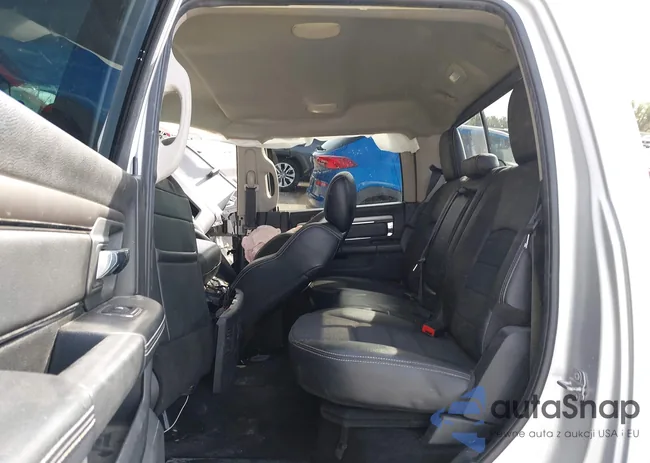 1C6RR6MT1JS143198: 43926800