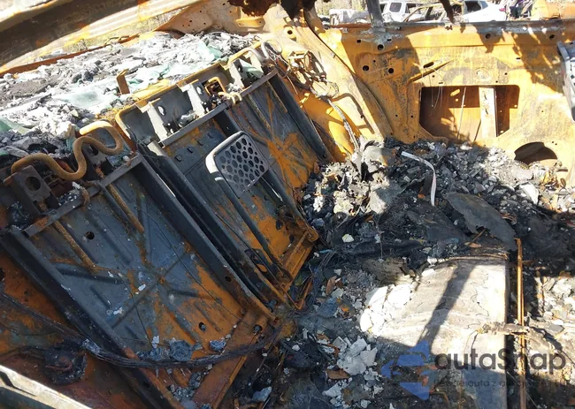 SAJWA0E79D8S68566: 43926828