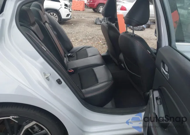 1N4BL4CV1RN312297: 43927086