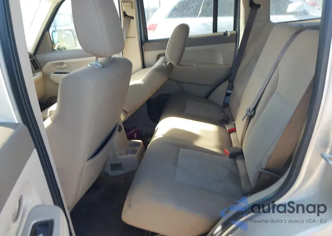 1J8GN28K58W154786: 43927133