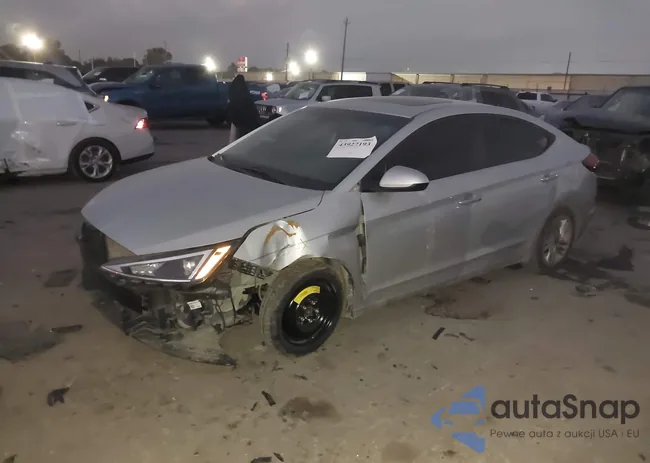 5NPD84LF3KH460647: 43927193