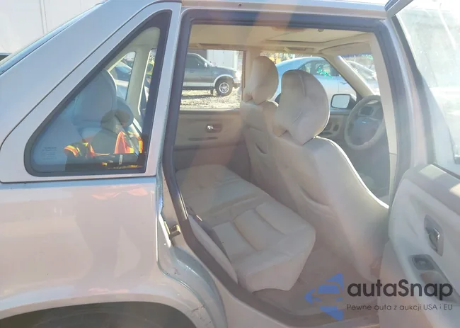 YV1LS61J2Y2633000: 43927295