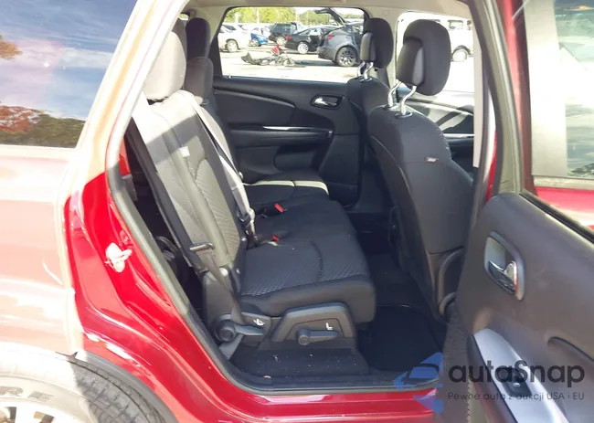 3C4PDCBB0GT177986: 43927328