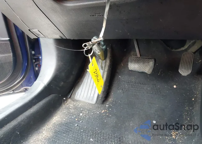 2T1BURHE4EC100259: 43926519