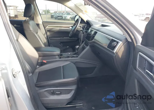 1V2ER2CA2JC540945: 43926522