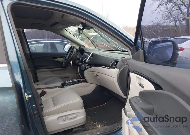 5FNYF6H95HB028638: 43926549