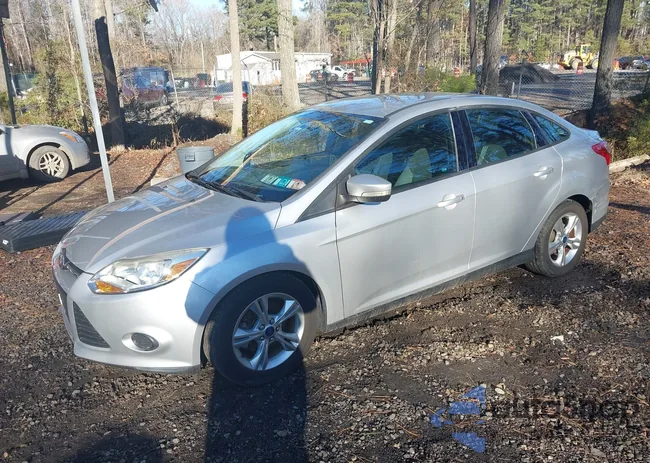 1FADP3F25EL387812: 43926572