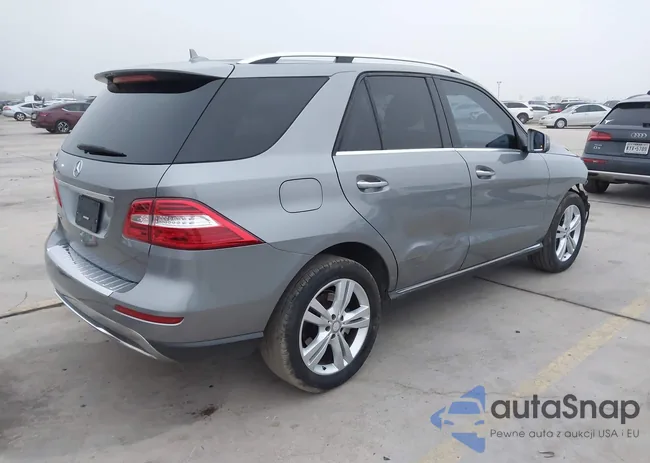 4JGDA5JB7FA570796: 43927853