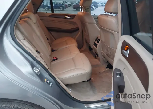 4JGDA5JB7FA570796: 43927853