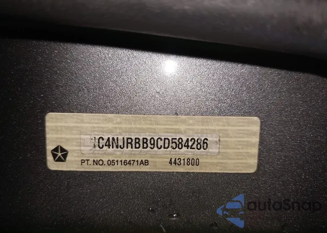1C4NJRBB9CD584286: 43927873