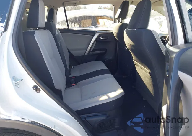 JTMRJREV2GD036949: 43927892