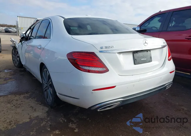 WDDZF4KB8KA588745: 43928126