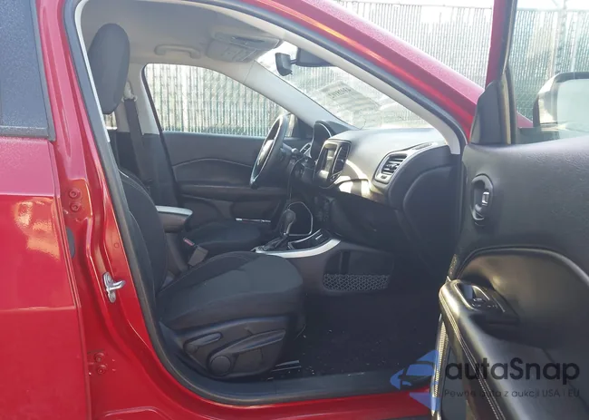 3C4NJCAB8KT636790: 43928162