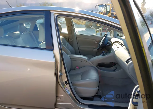 JTDKN3DU6B0302971: 43928192