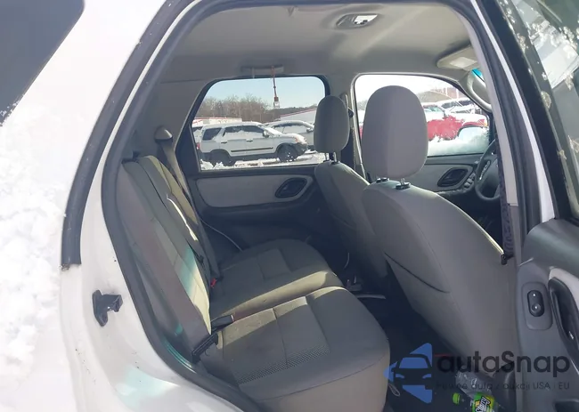 1FMYU03ZX6KA05538: 43928214