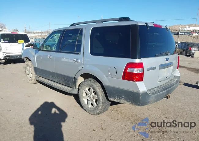 1FMJU1G55EEF52728: 43928272