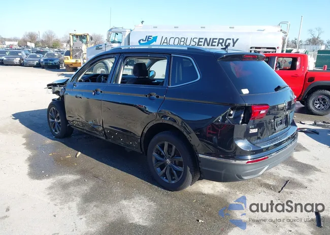 3VVMB7AX4RM119973: 43927593