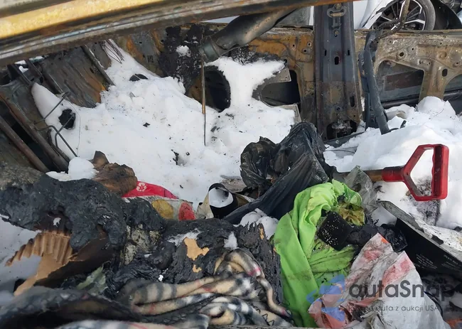 2HGFC1F3XHH642758: 43927604