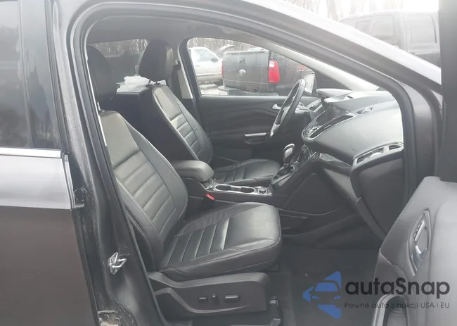 1FMCU9J9XFUB40203: 43927618