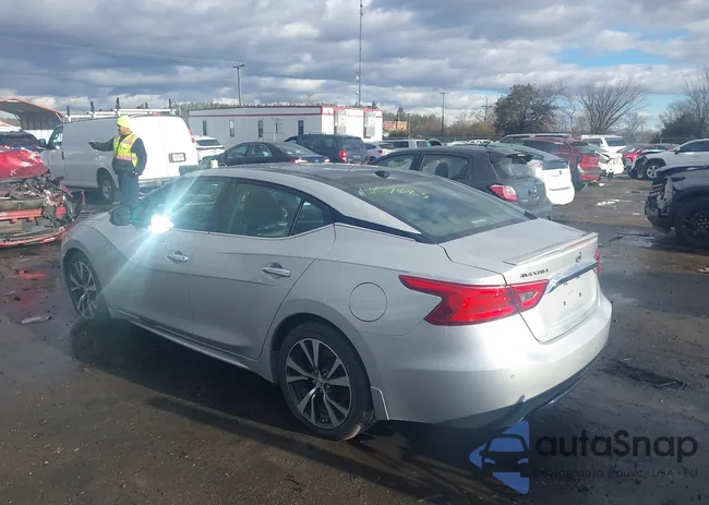 1N4AA6AP8HC440824: 43927683