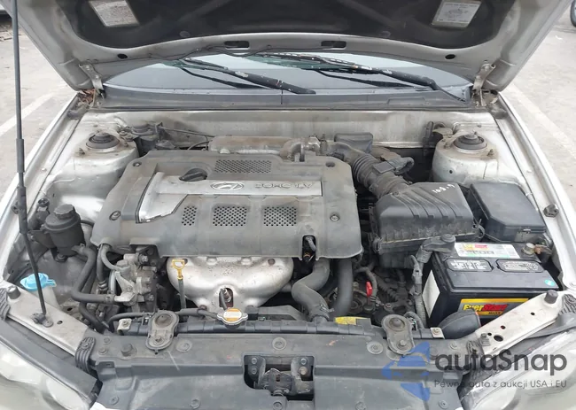 KMHDN56D44U111428: 43927700