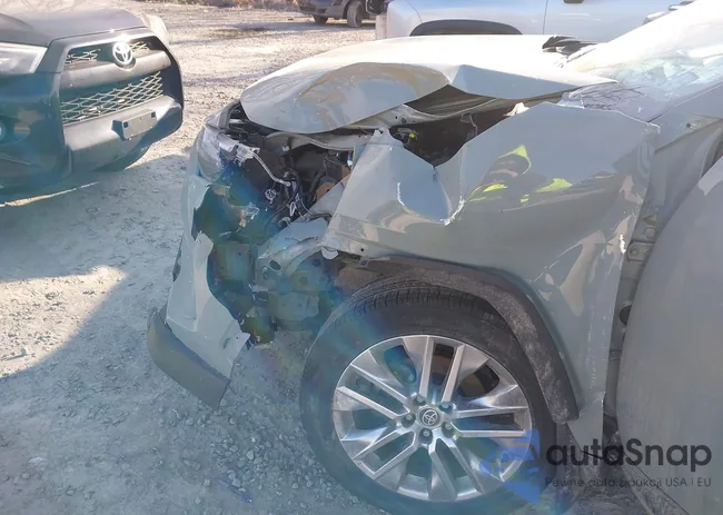 2T3A1RFV0PW403006: 43927738