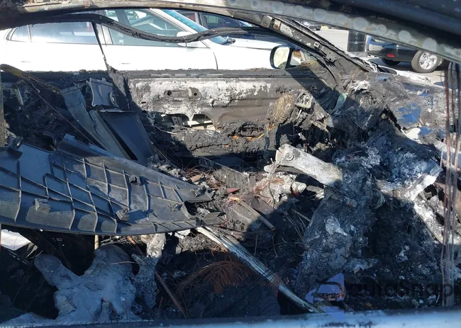 WDDXJ8FB8GA016475: 43927757