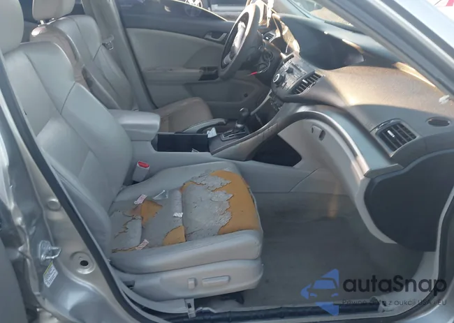 JH4CU2F66AC012841: 43928790