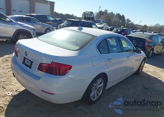 WBA5A7C52ED616136: 43928845