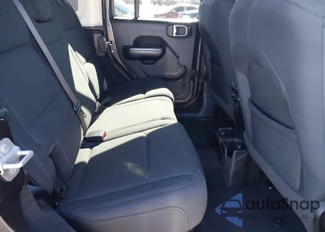 1C4HJXDN1LW113827: 43928870