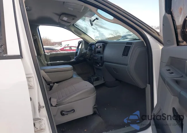 1D7HU18N58J233025: 43928985