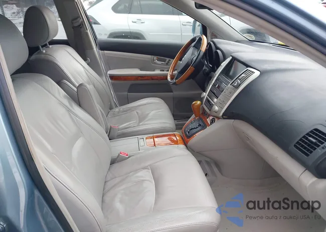 2T2HK31U48C075281: 43929045