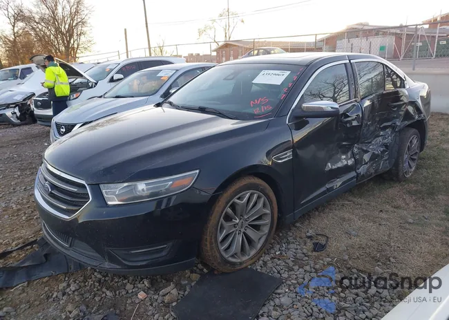 1FAHP2F82KG114427: 43929069