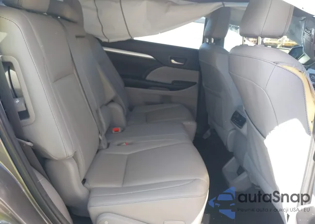 5TDJZRFH8KS623121: 43929088