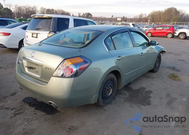 1N4AL21E98N407451: 43929122