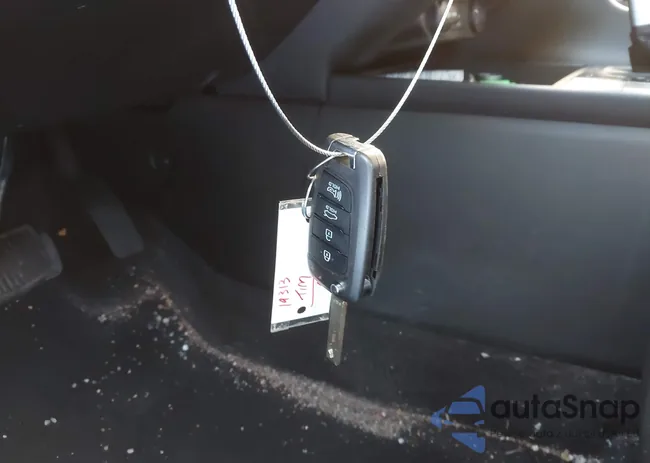 KMHLL4AGXMU109664: 43929138