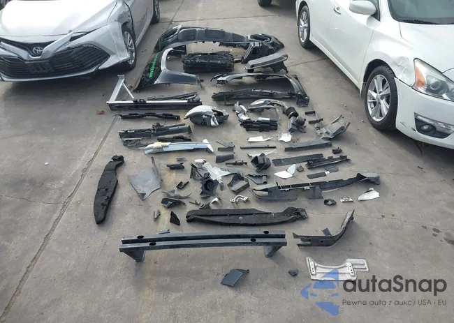 1GCGSBEN6M1107904: 43929199