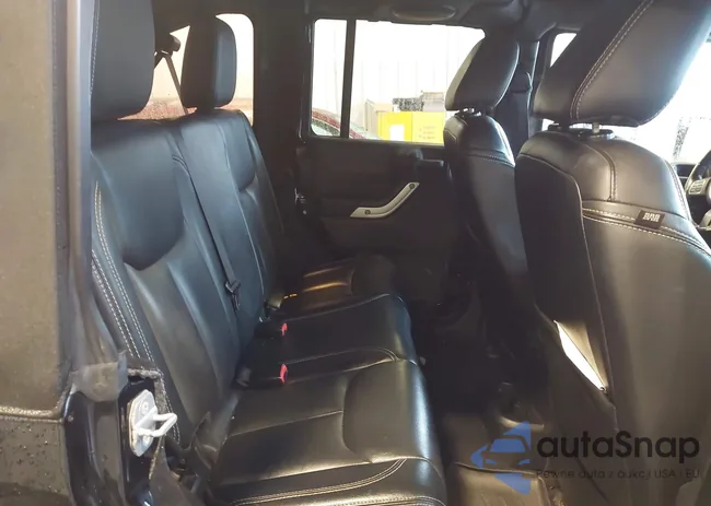 1C4HJWEG9EL186832: 43929202