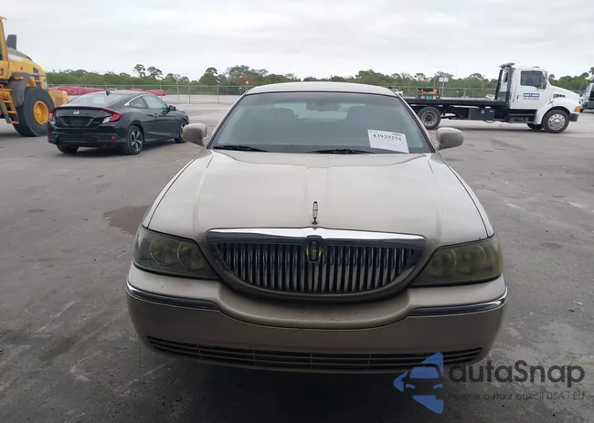 2LNBL8CV8BX750512: 43929251