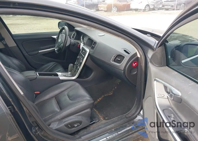 YV1622FS3C2099344: 43929295