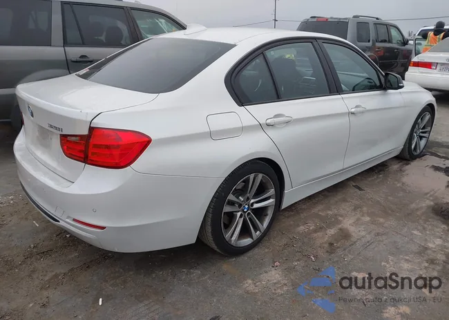 WBA3C1C50DF434985: 43929356