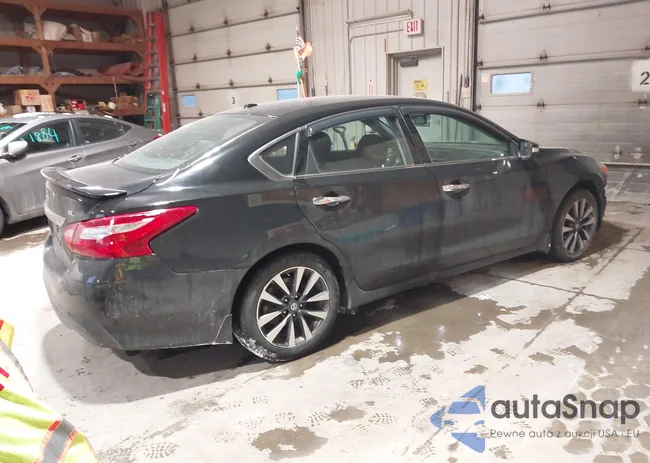 1N4AL3AP3GC132046: 43928380