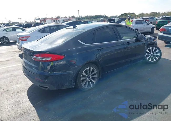 3FA6P0T96LR147126: 43928455