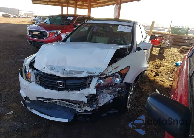 1HGCP2F80BA032155: 43928486