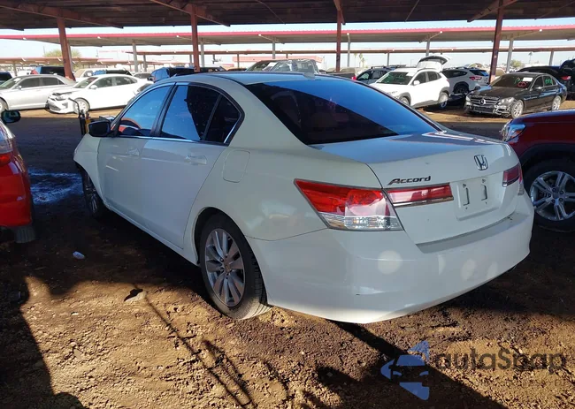 1HGCP2F80BA032155: 43928486