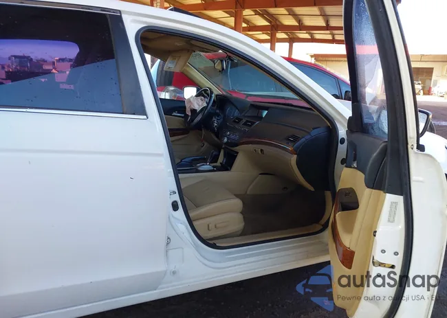 1HGCP2F80BA032155: 43928486