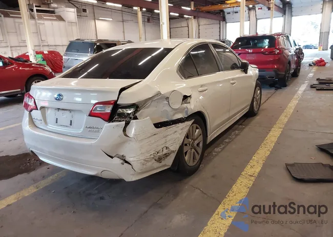 4S3BNAA64F3011559: 43928600