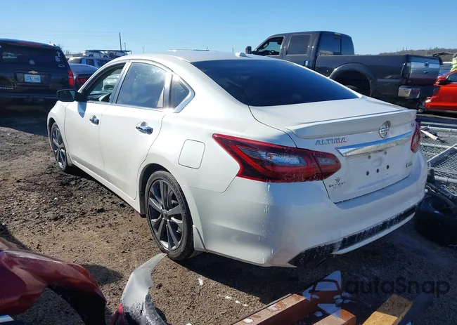 1N4AL3AP3JC269835: 43928703