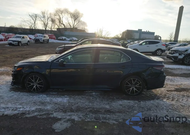 4T1G11AK6MU584271: 43929778