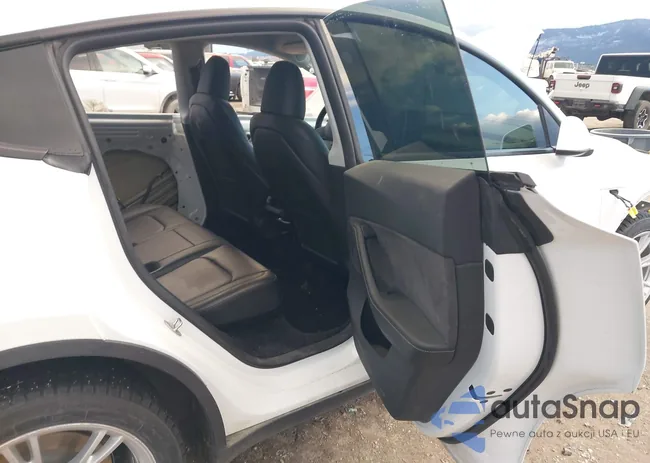 7SAYGDEE8PA145633: 43929950